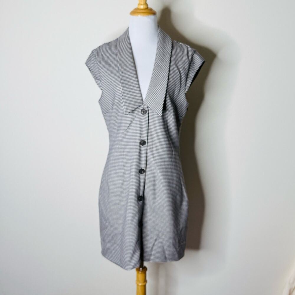 Zara Brown and Navy Houndstooth Sleeveless V-Neck Mini Dress - Picture 2 of 6